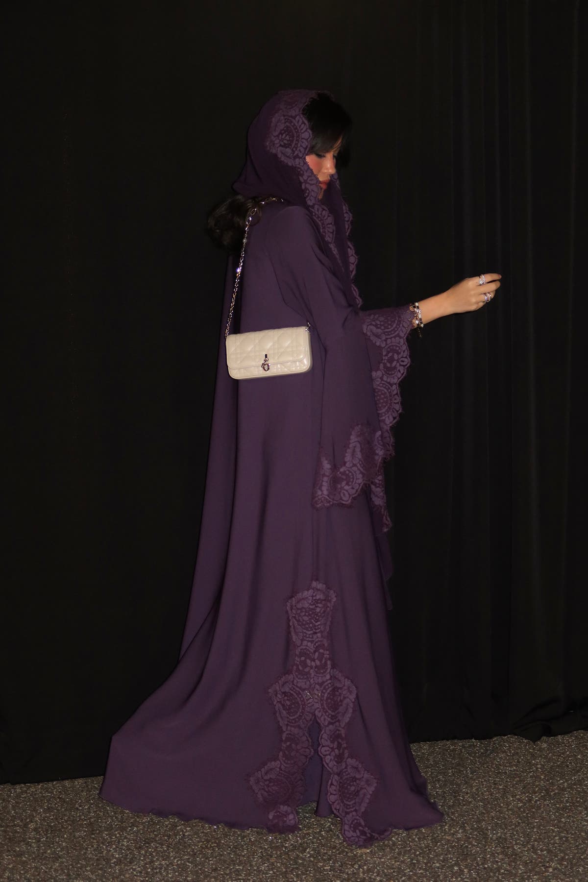 ALISHA-009